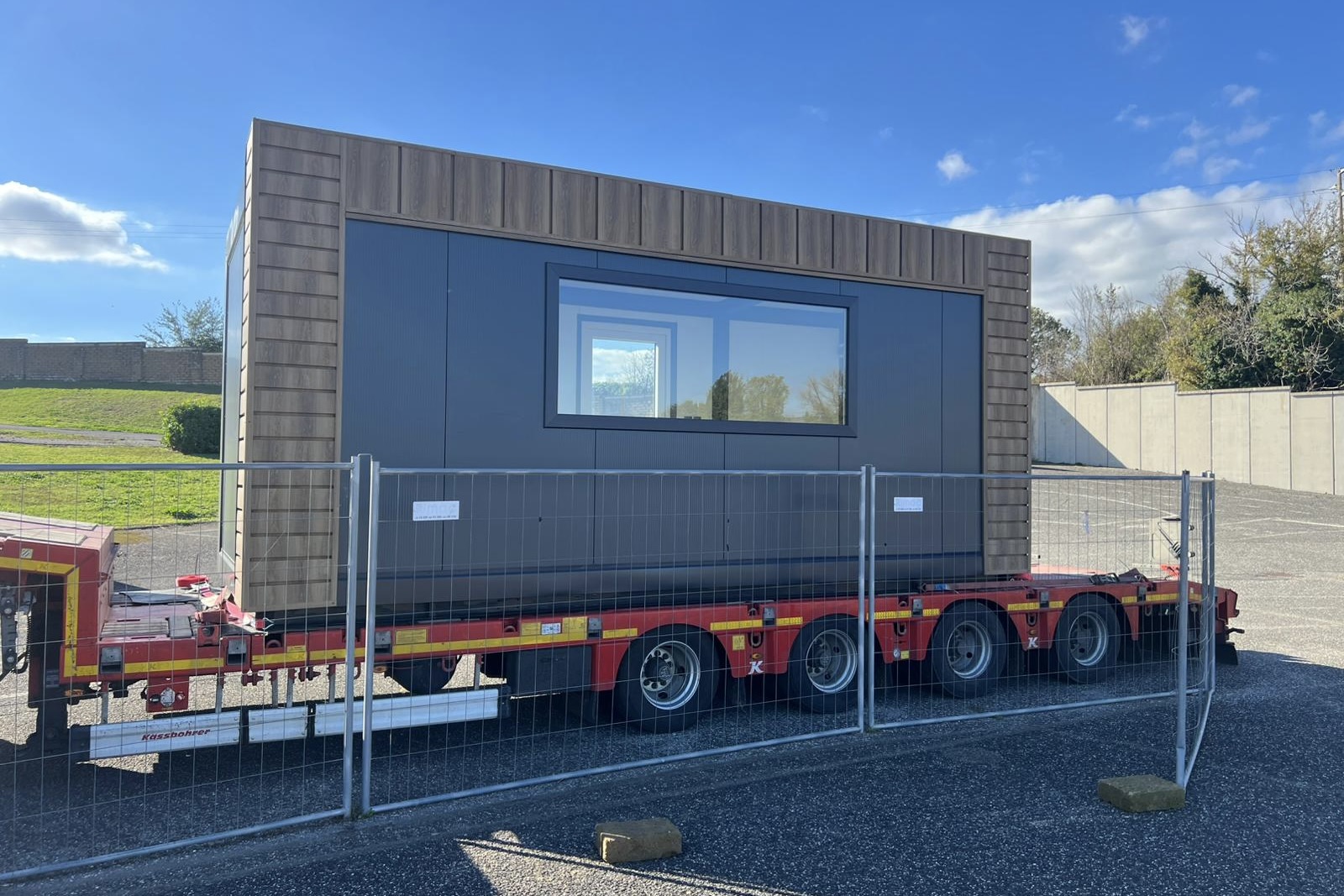 WhatsApp Image 2025-11-13 at 13.19.19